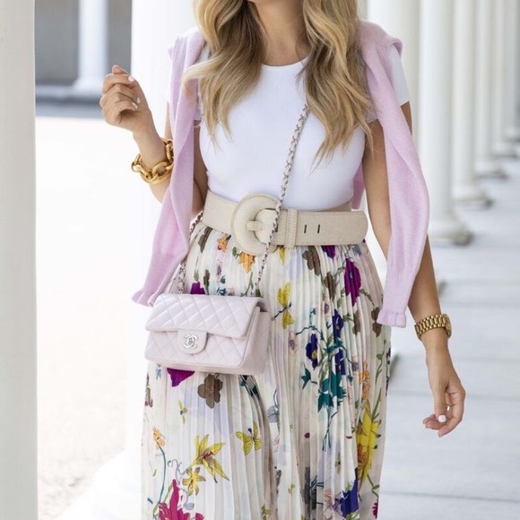 SPRING STYLE MYSTERY BOX • 5 PIECES